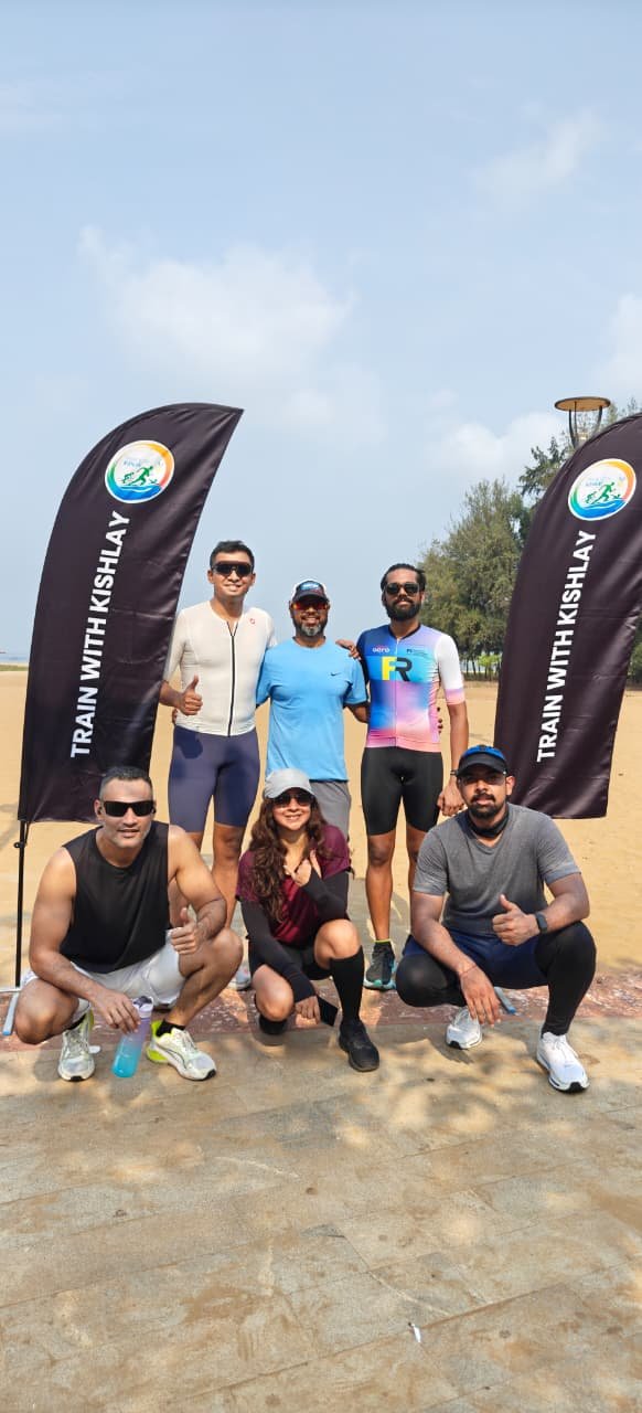 Additional beachside athlete photo from the Goa triathlon camp